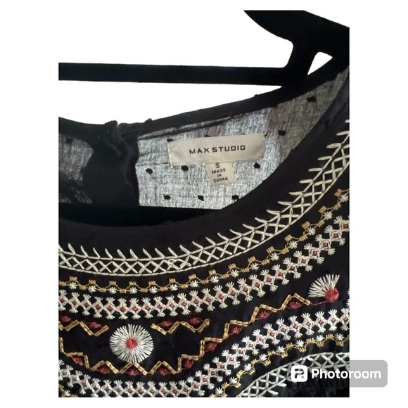 Max Studio black boho Swiss dot embroidered top Small - Picture 3 of 5